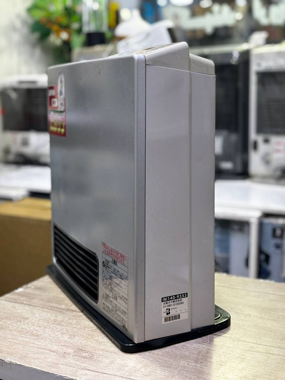 بخاری ژاپنی گازی برقی کلید راست گاز شهری بدون دودکش سایز ۴۰۰۰