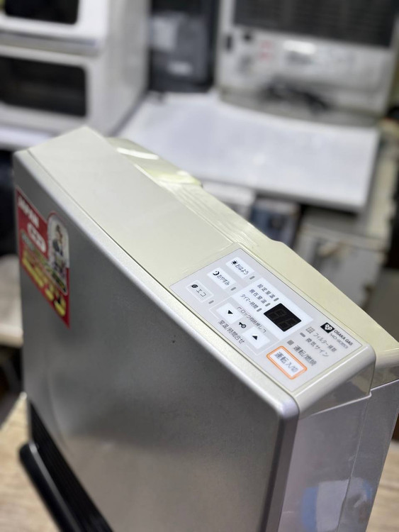 بخاری ژاپنی گازی برقی کلید راست گاز شهری بدون دودکش سایز ۴۰۰۰