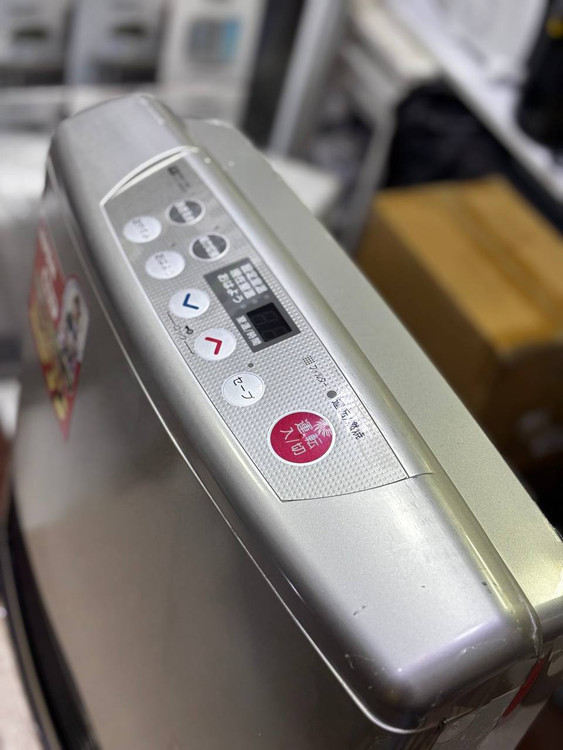 بخاری گازی برقی ژاپنی سایز ۴۰۰۰ گاز شهری بدون دودکش نقره ای